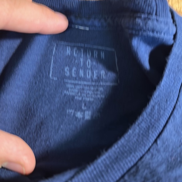 Blue t shirt with Deer - Picture 2 of 2